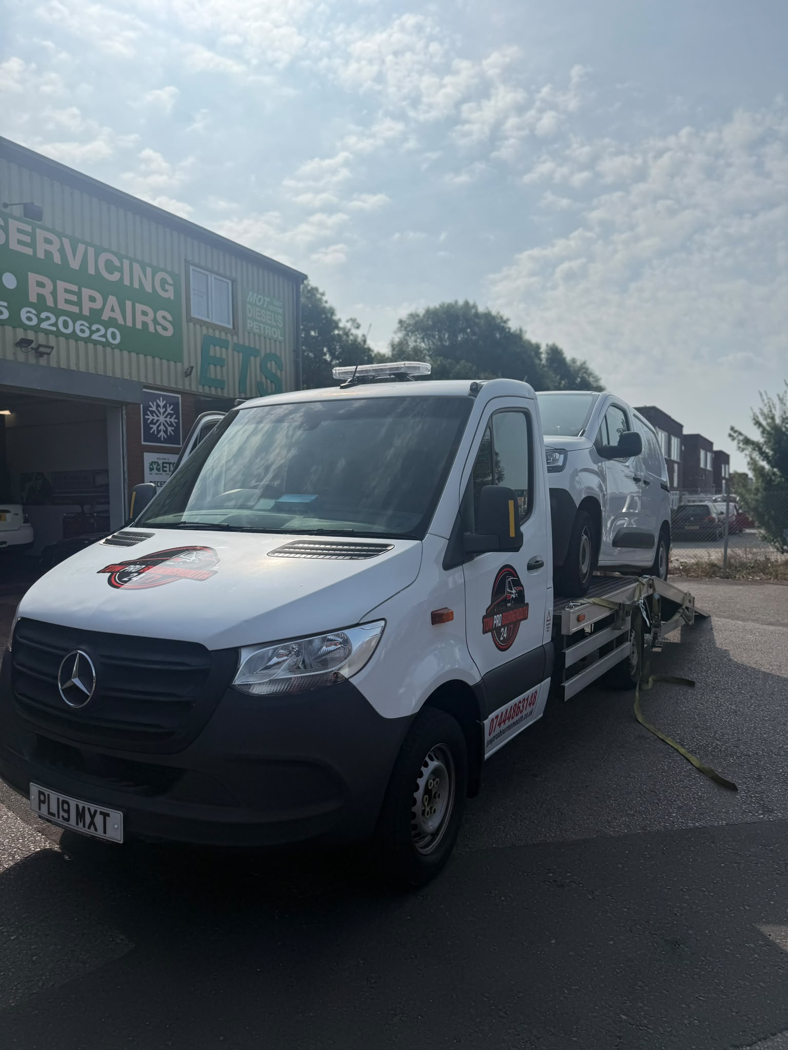 Tow Pro Bournemouth recovery fleet
